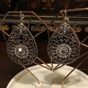 NWOT large teardrop earrings